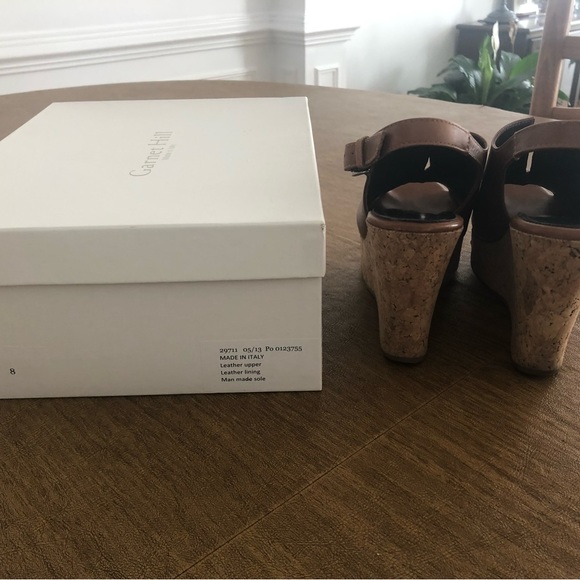 Garnet Hill Leather Wedge in size 8 - Picture 4 of 5